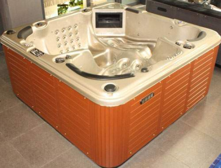Гидромассажный спа-бассейн Sunrans SR816